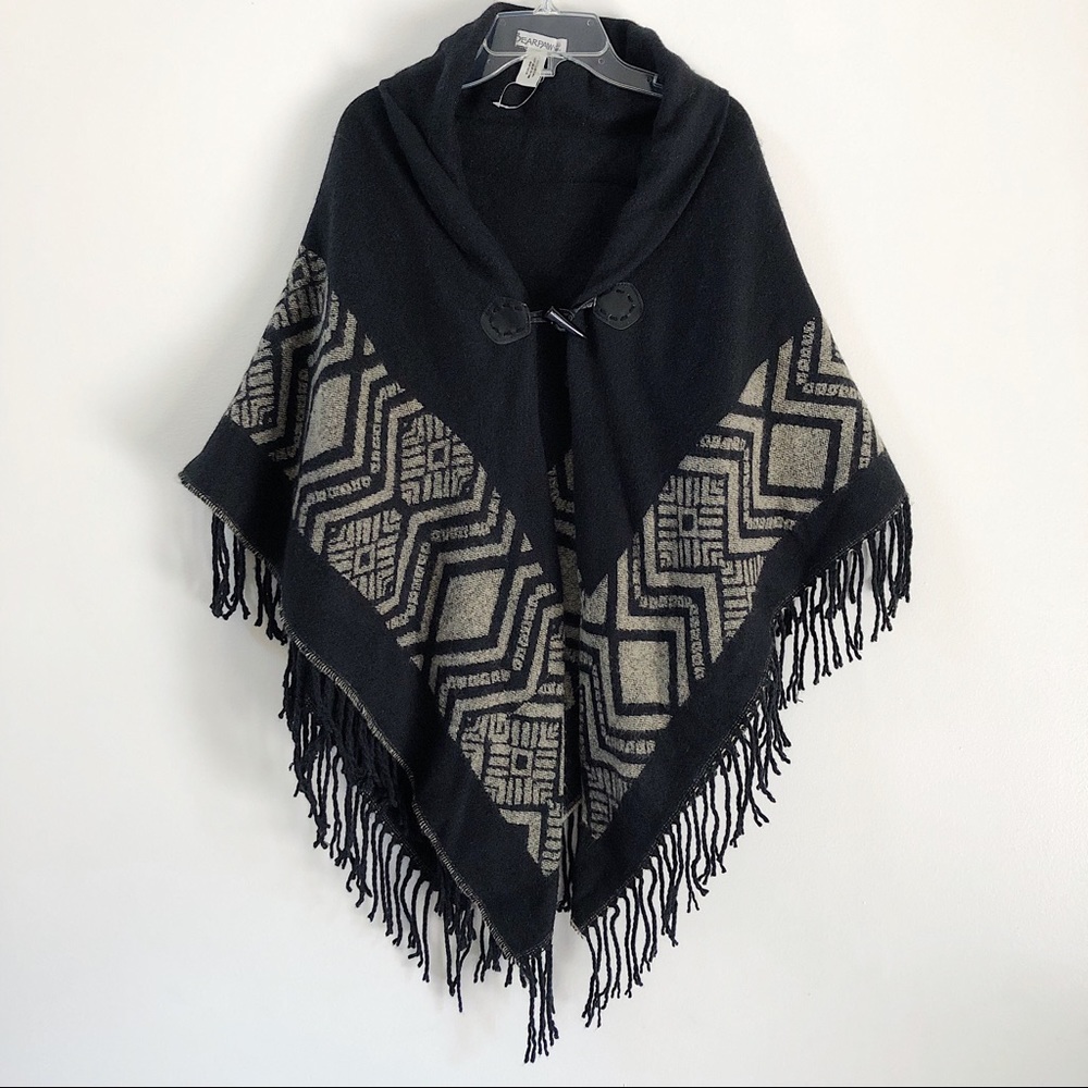 Bearpaw | Tribal Print Poncho Sweater